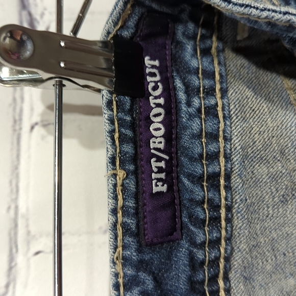 Vigoss Fit Boot cut Distressed Jeans - Picture 6 of 8